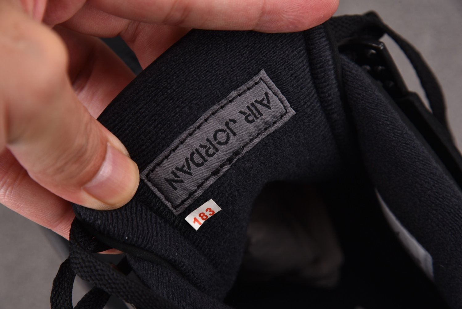 Кроссовки Air Jordan 4 Retro Black Cat фото 14