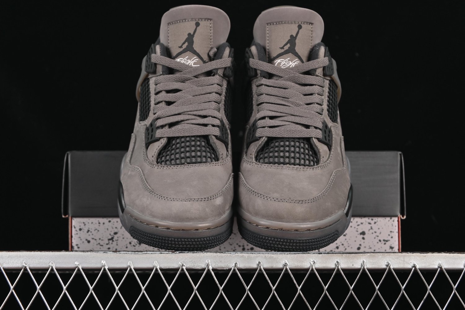 Кроссовки Air Jordan 4 Retro Cave Stone фото 4