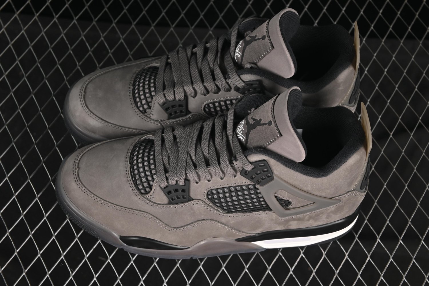 Кроссовки Air Jordan 4 Retro Cave Stone фото 5