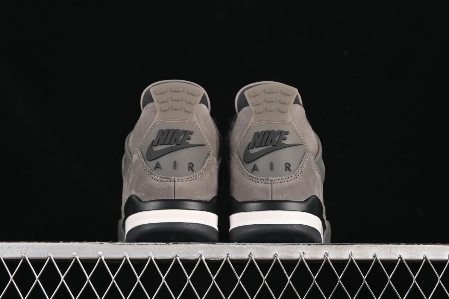 Кроссовки Air Jordan 4 Retro Cave Stone фото 6