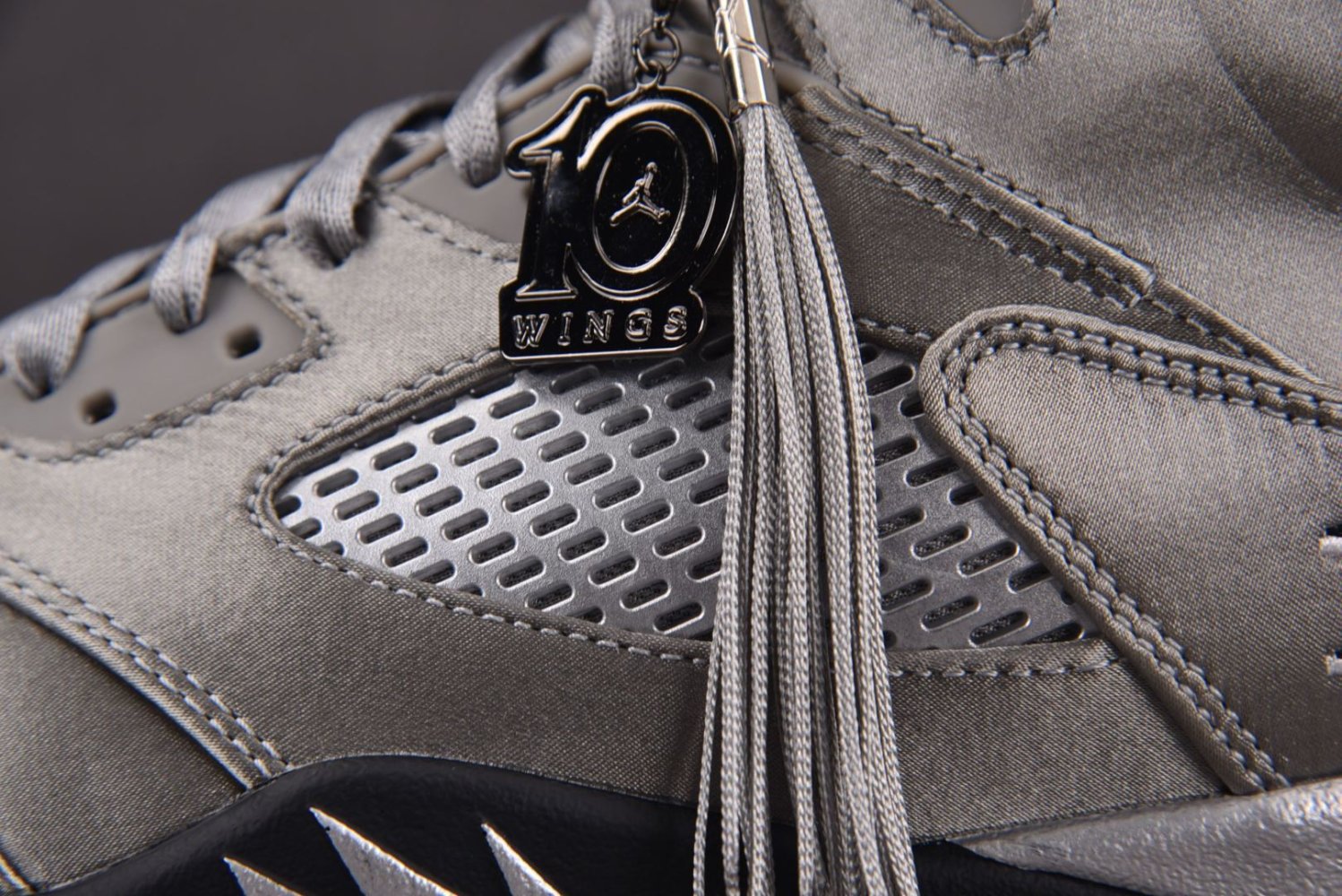 Кроссовки Air Jordan 5 Retro Wings фото 12