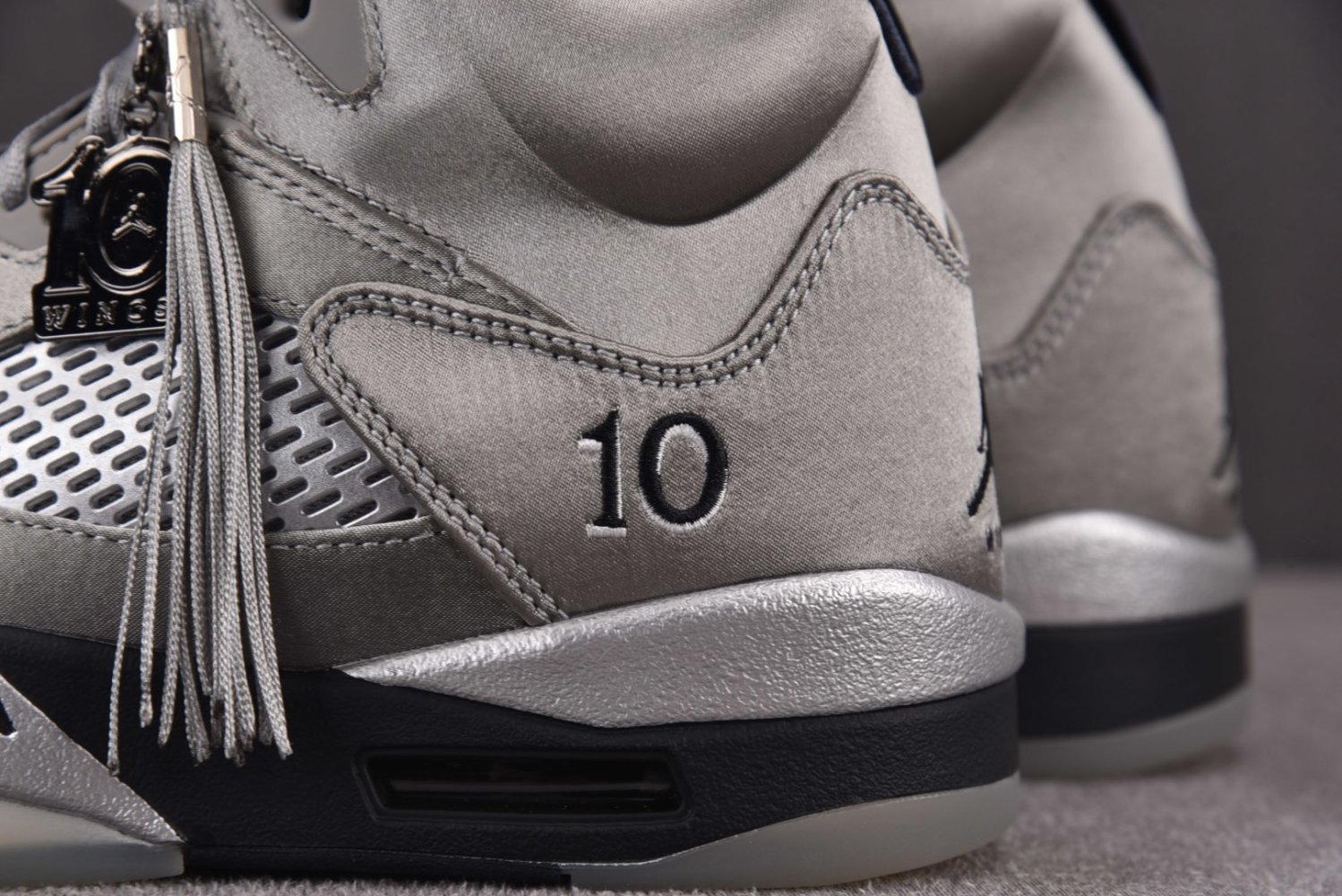 Кроссовки Air Jordan 5 Retro Wings фото 13