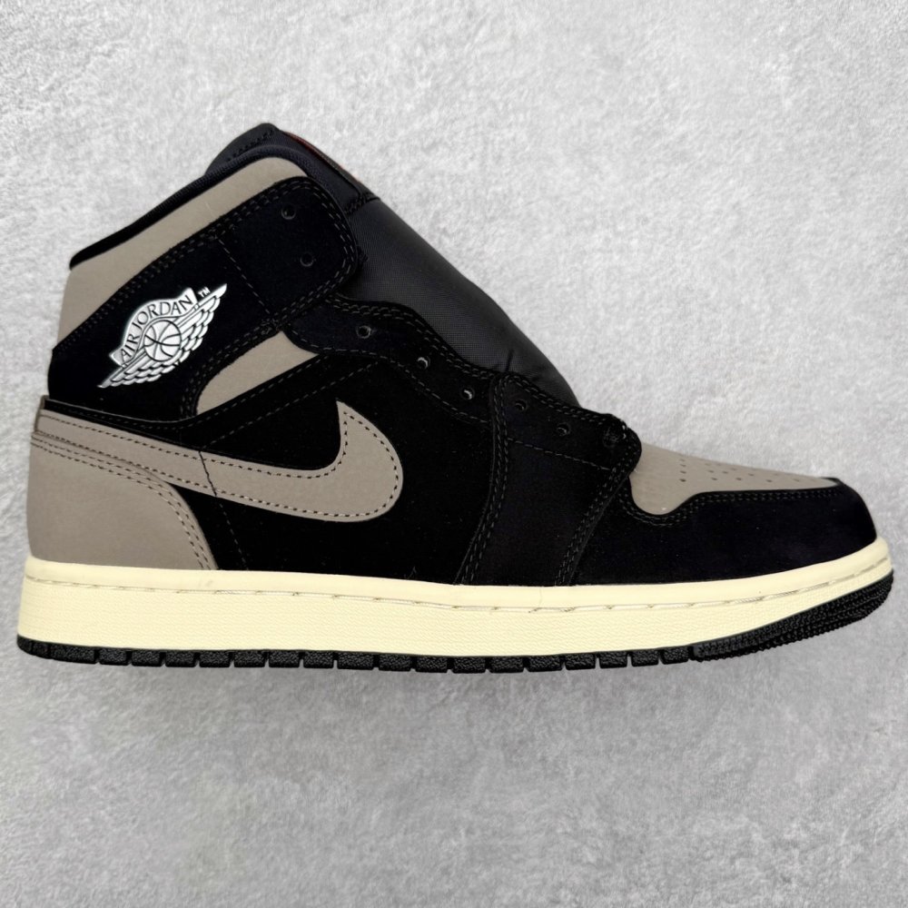 Кроссовки Air Jordan AJ1 Mid