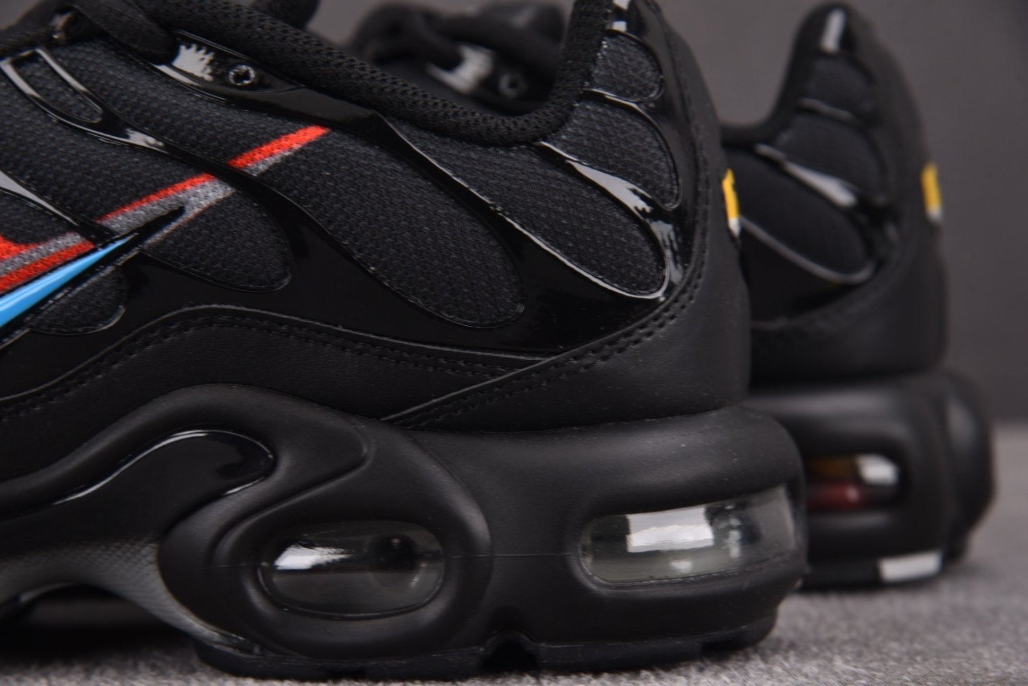 Кросівки Air Max Plus Black фото 13
