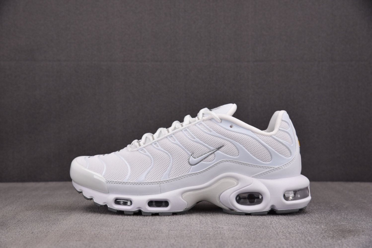 Кроссовки Air Max Plus White