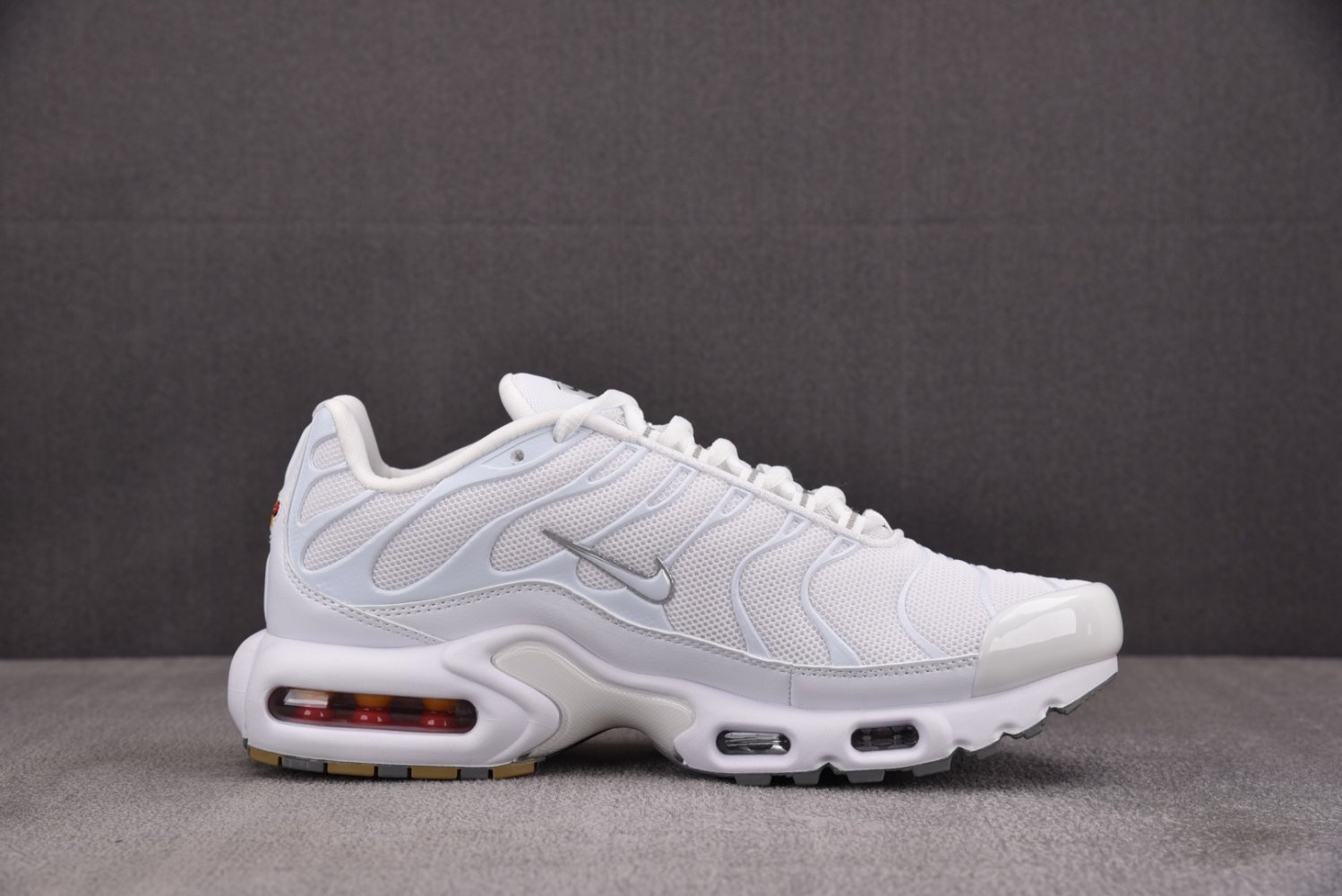 Кроссовки Air Max Plus White фото 2