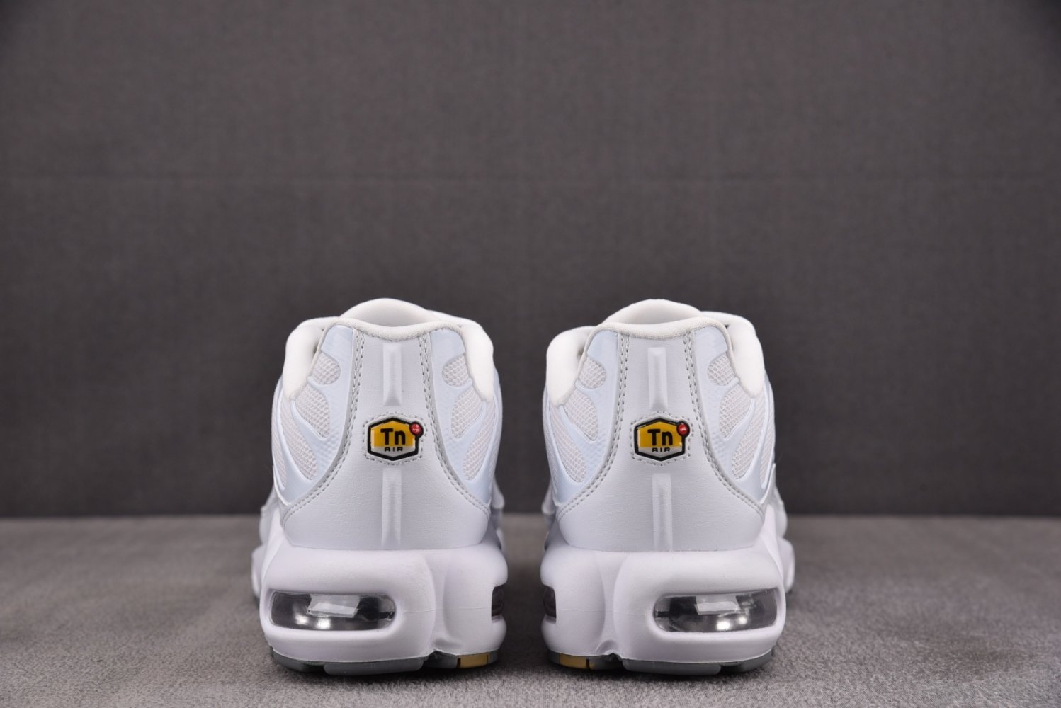Кроссовки Air Max Plus White фото 5