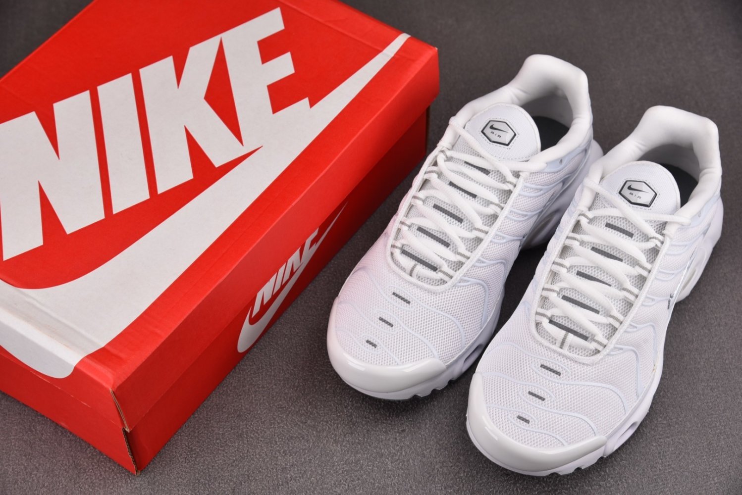 Кроссовки Air Max Plus White фото 7