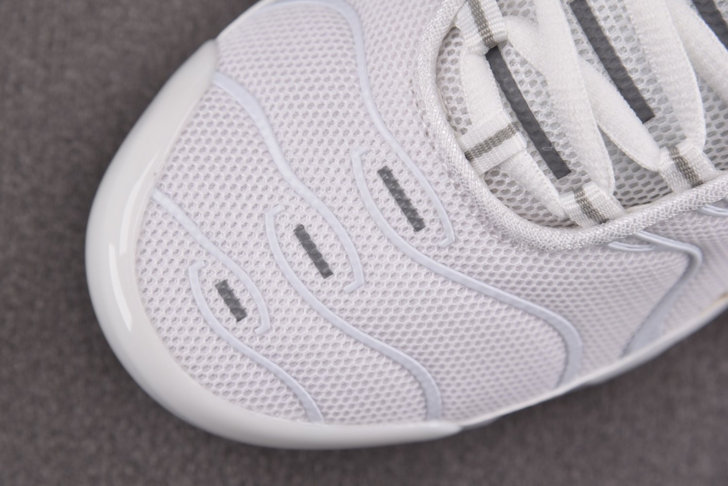 Кроссовки Air Max Plus White фото 8