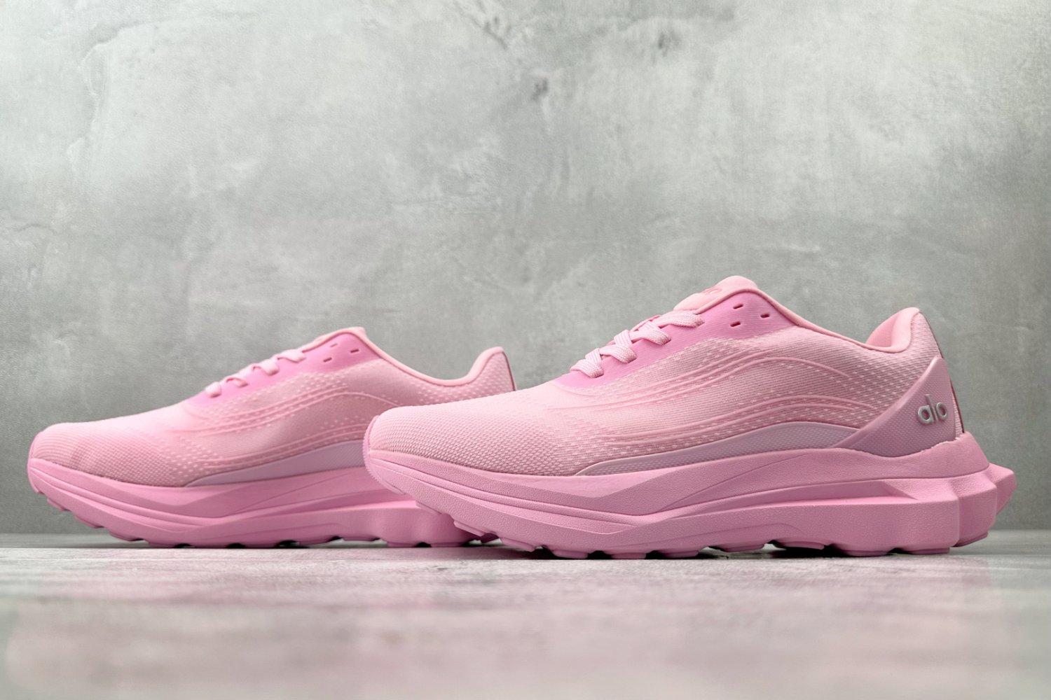 Sneakers Alo Runner фото 5