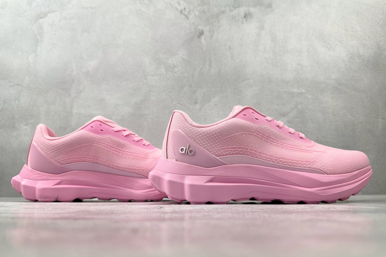 Sneakers Alo Runner фото 6