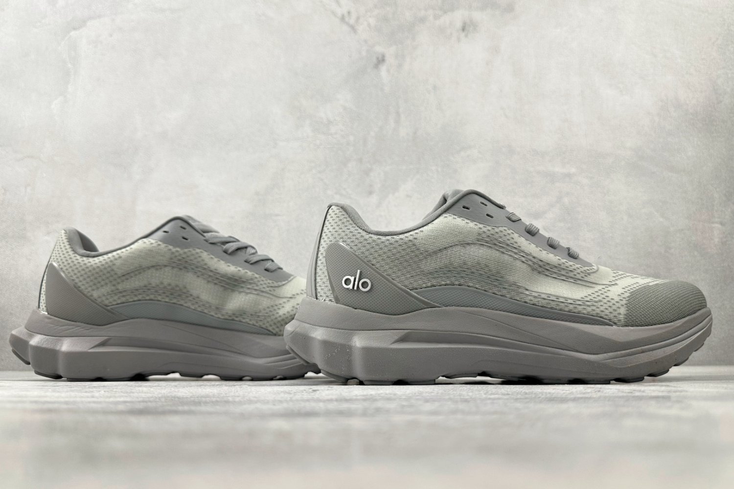 Кроссовки Alo Runner фото 6