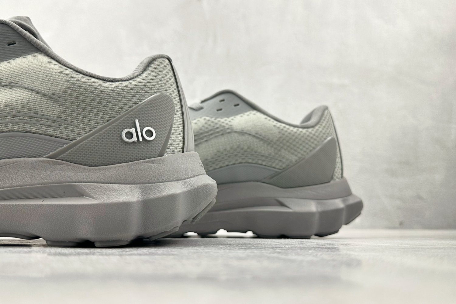 Кроссовки Alo Runner фото 8