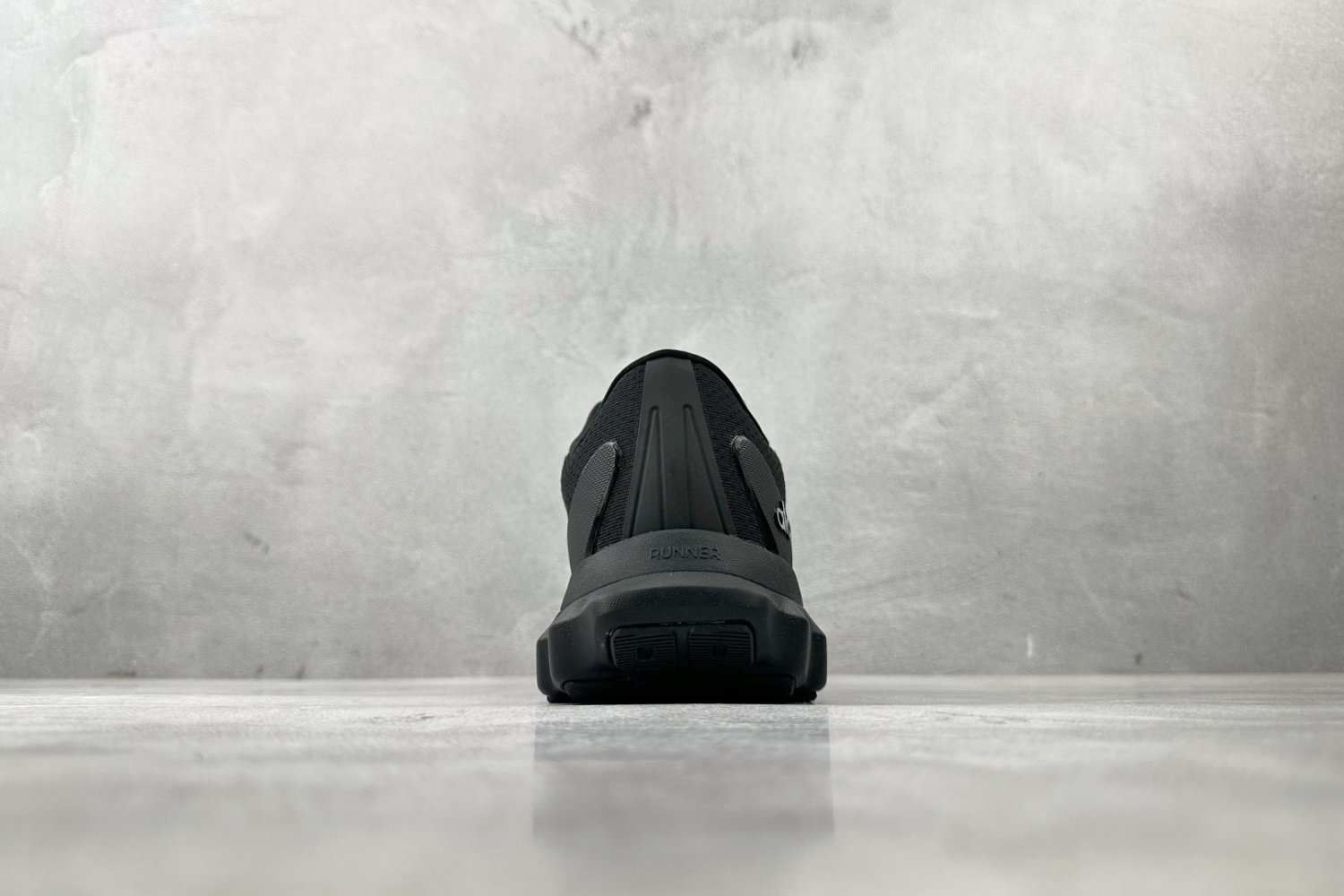 Sneakers Alo Runner фото 9