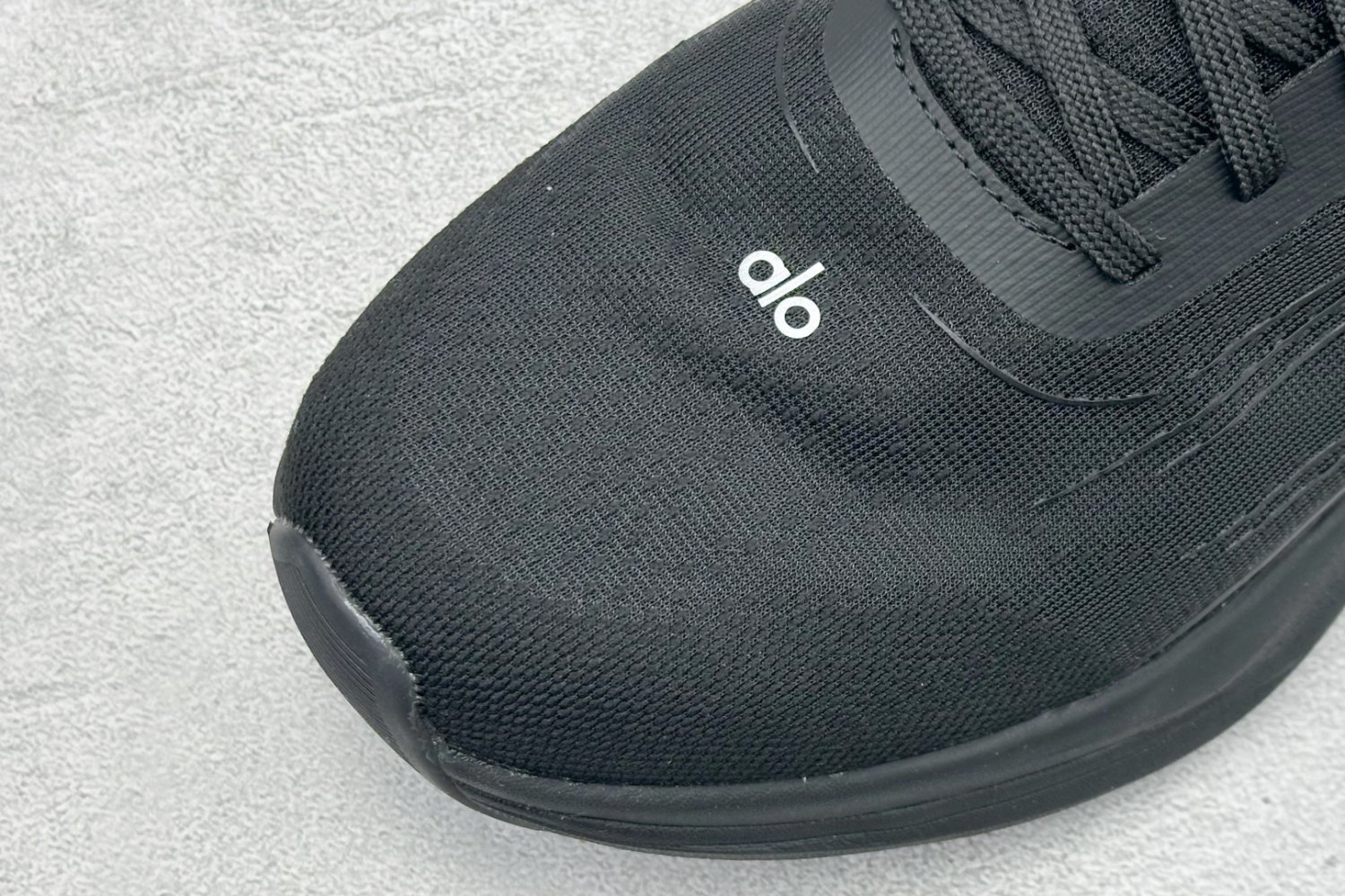 Кроссовки Alo Yoga Alo Runner фото 7