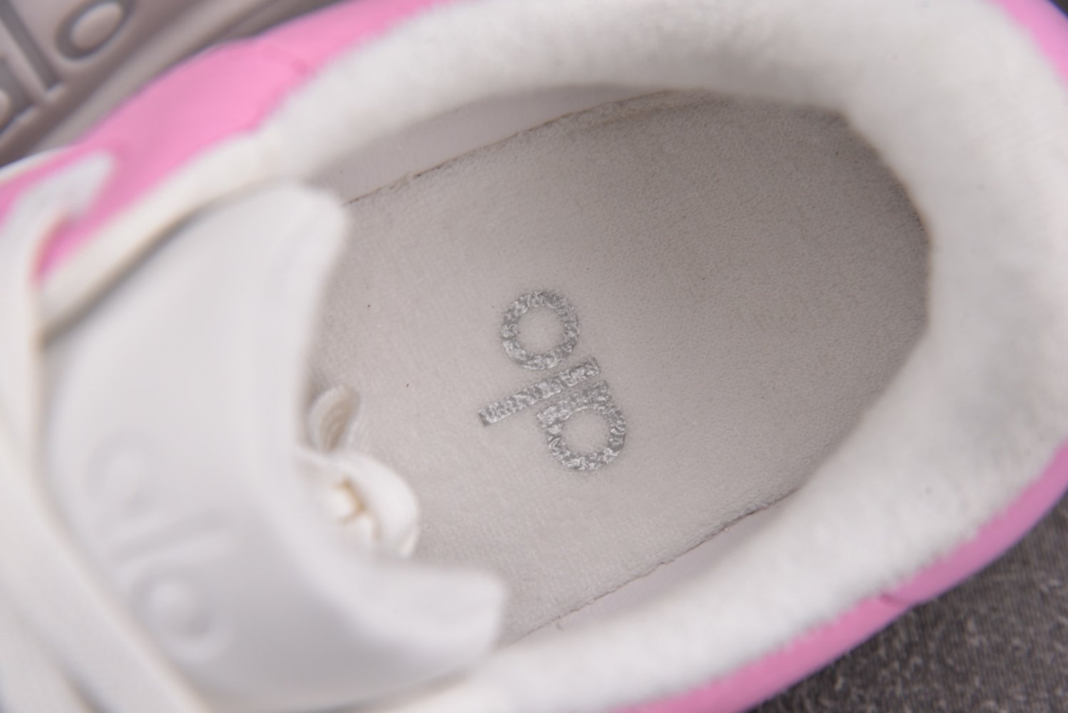 Кроссовки Alo Yoga Recovery Mode фото 10