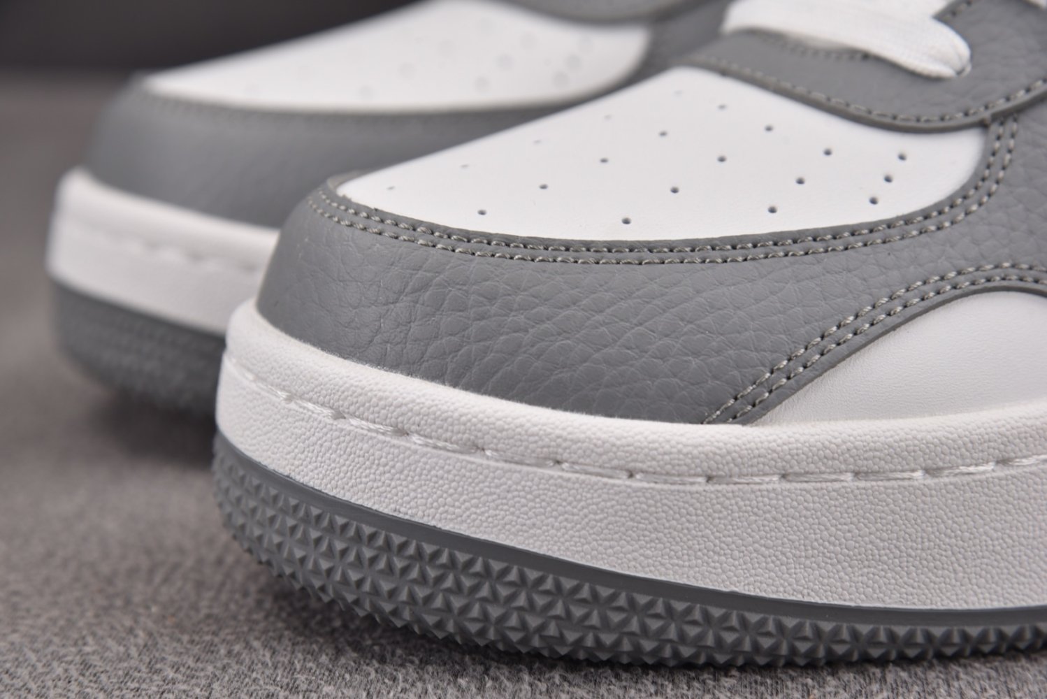 Кроссовки Alo Yoga Recovery Mode фото 11