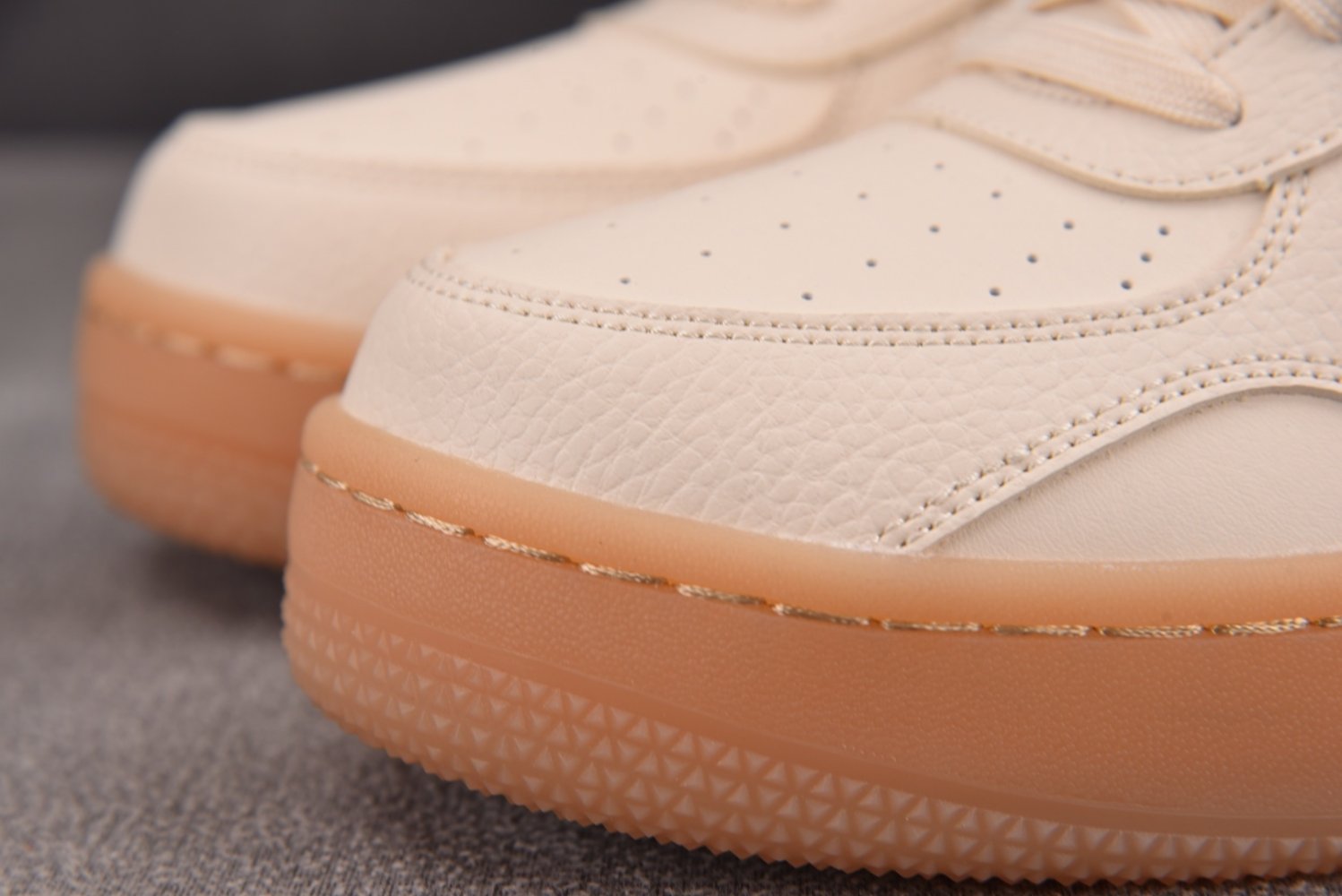 Sneakers Alo Yoga Recovery Mode фото 11