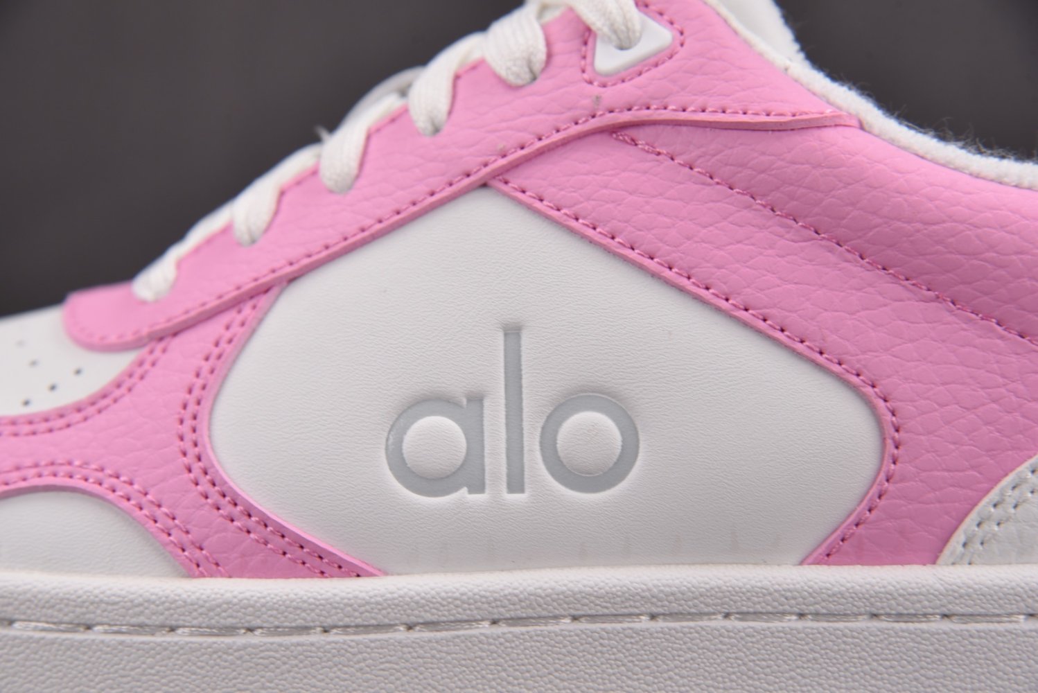 Кроссовки Alo Yoga Recovery Mode фото 12