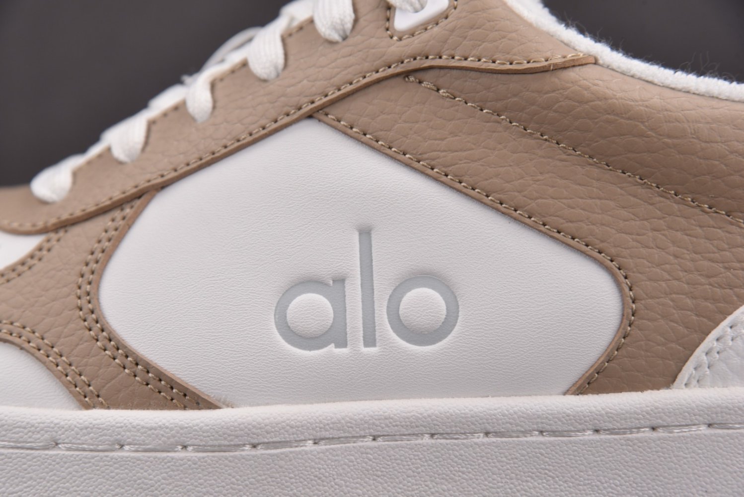 Sneakers Alo Yoga Recovery Mode фото 12