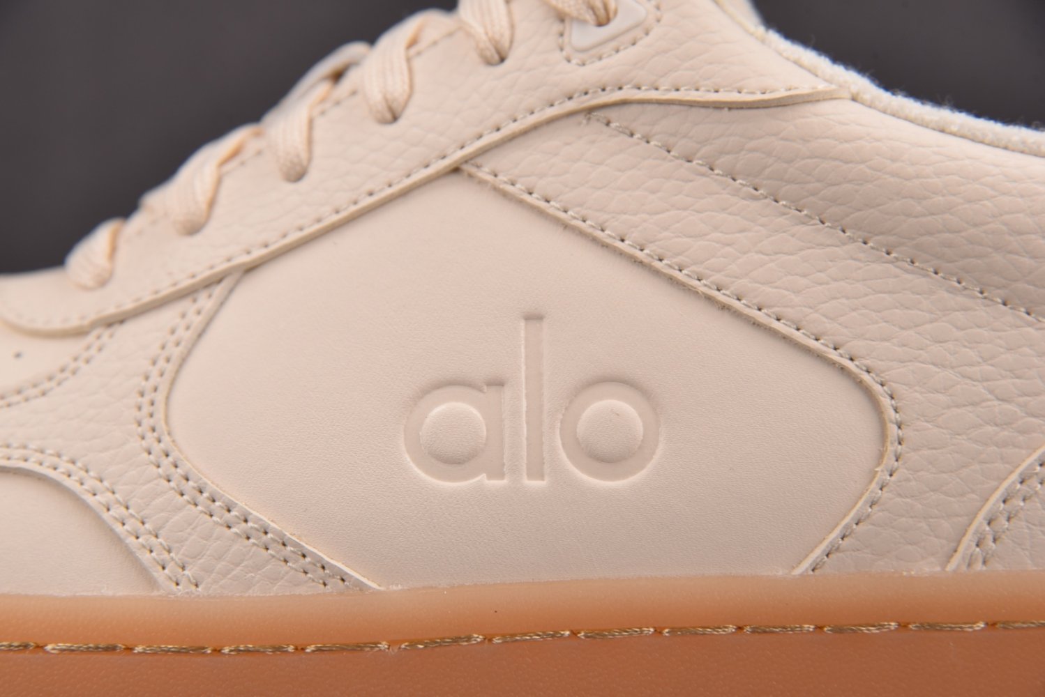 Sneakers Alo Yoga Recovery Mode фото 12