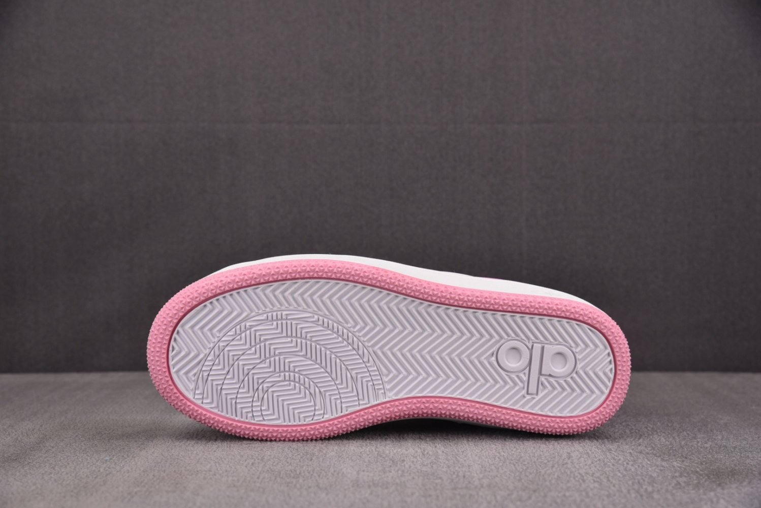 Кроссовки Alo Yoga Recovery Mode фото 4