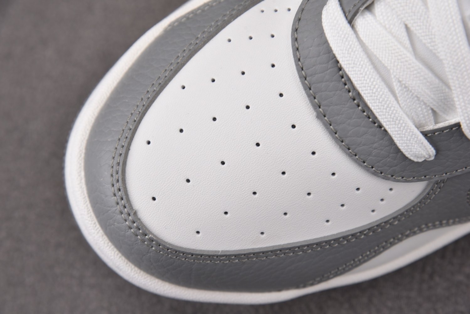 Кроссовки Alo Yoga Recovery Mode фото 8