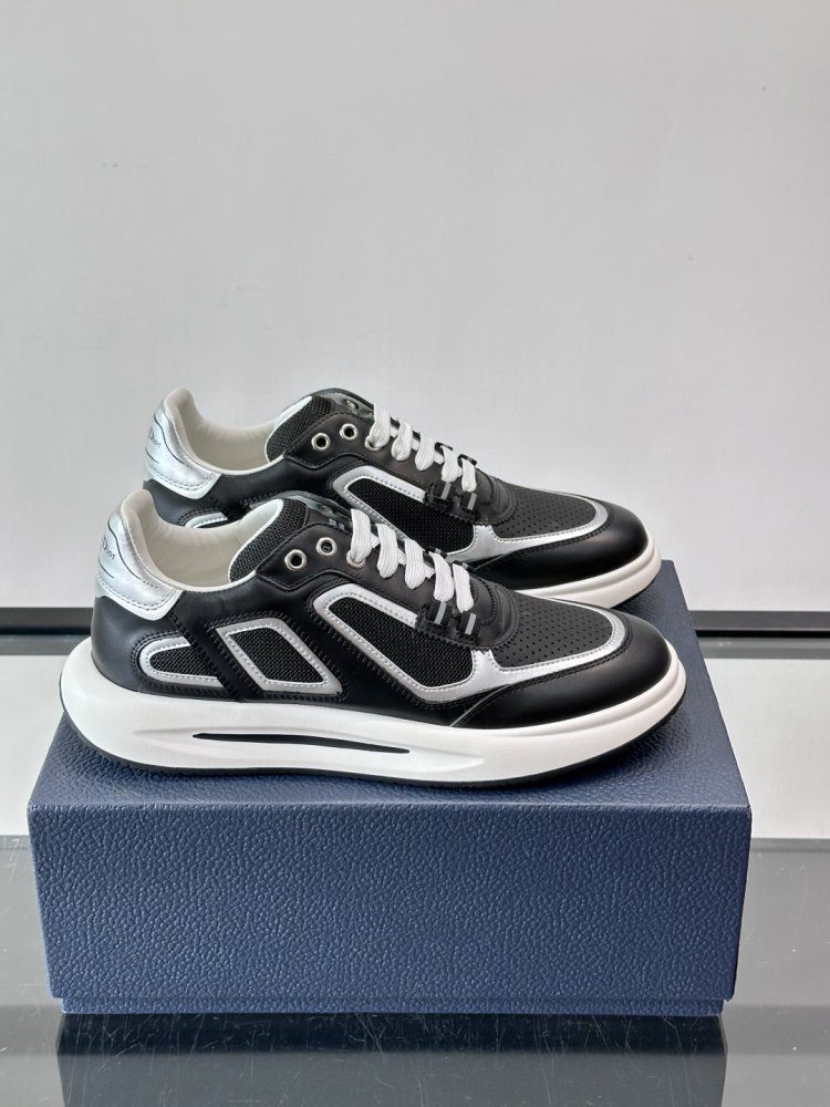 Кроссовки B25