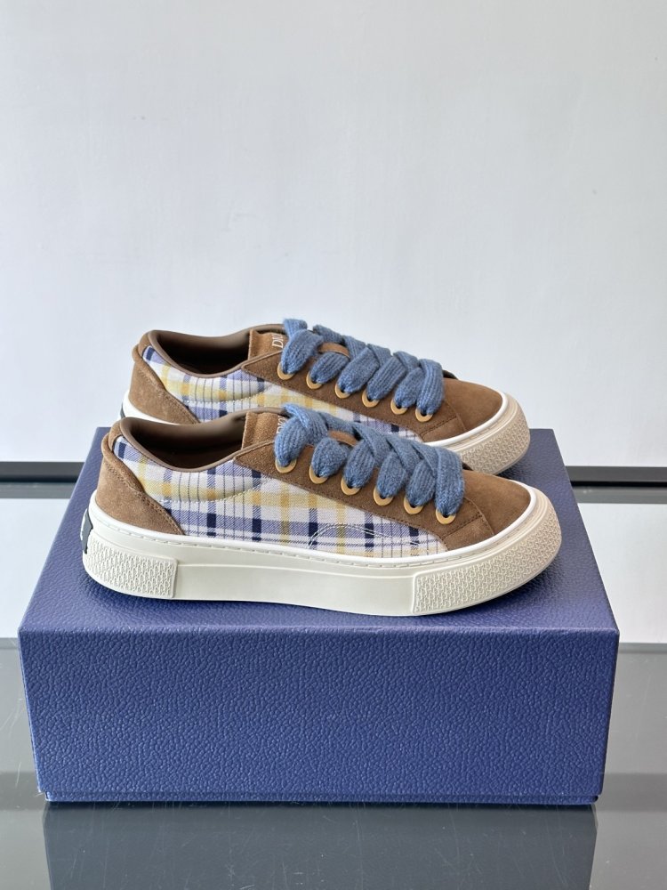 Кросівки B33