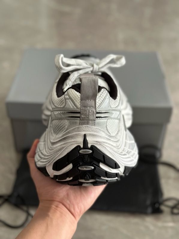 Кросівки BALENCIAGA 10XL фото 2