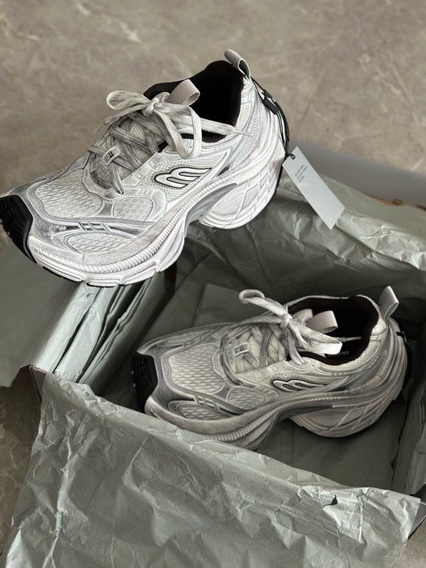 Кросівки BALENCIAGA 10XL фото 3