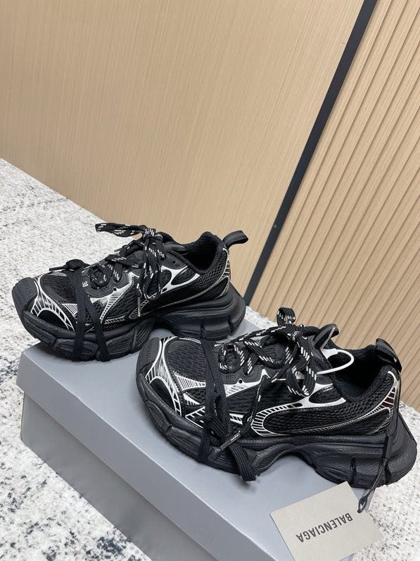 Кроссовки BALENCIAGA 3XL фото 2