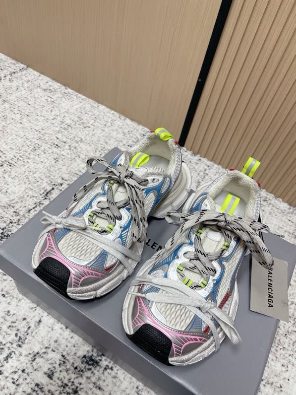 Кроссовки BALENCIAGA 3XL фото 2