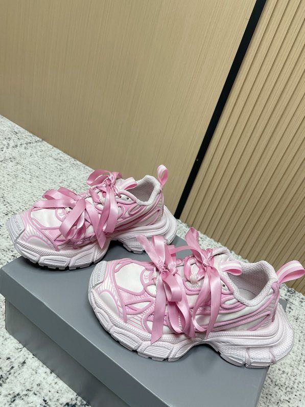 Кроссовки BALENCIAGA 3XL фото 2