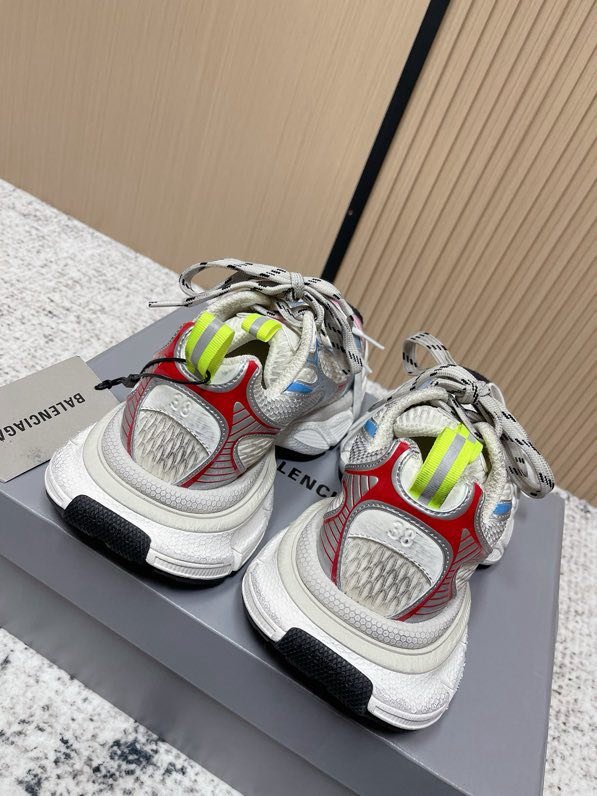 Кроссовки BALENCIAGA 3XL фото 3