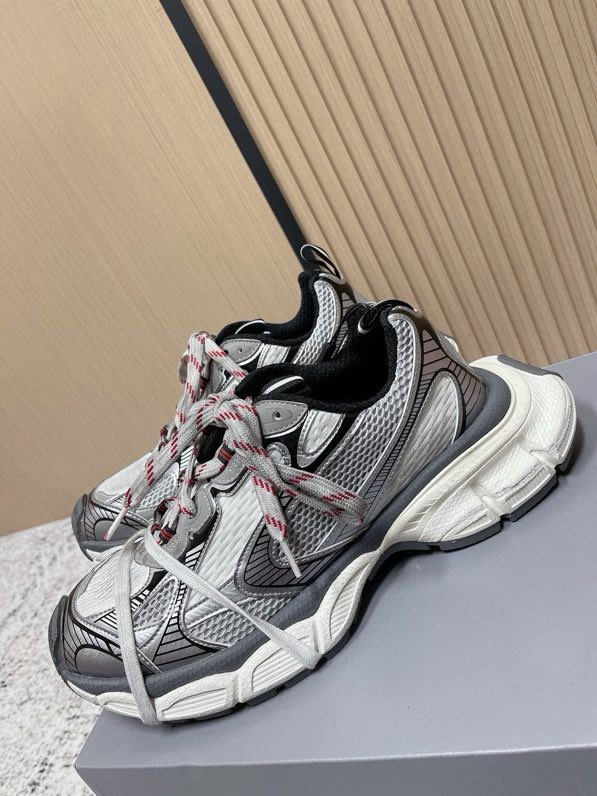 Кроссовки BALENCIAGA 3XL фото 3