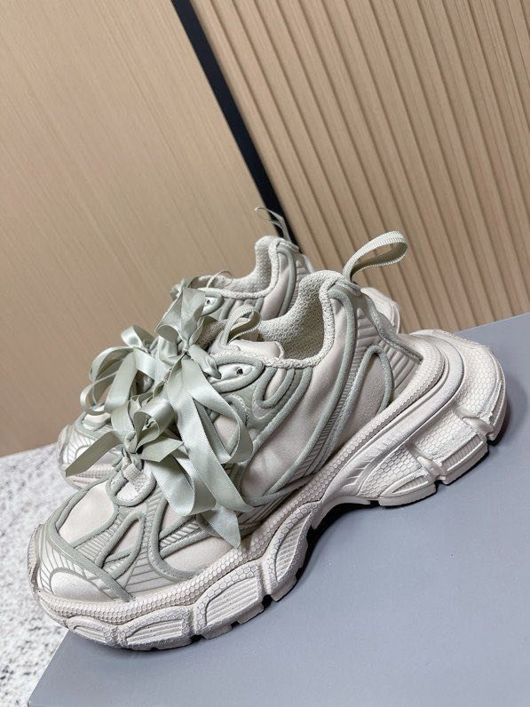 Кроссовки BALENCIAGA 3XL фото 3