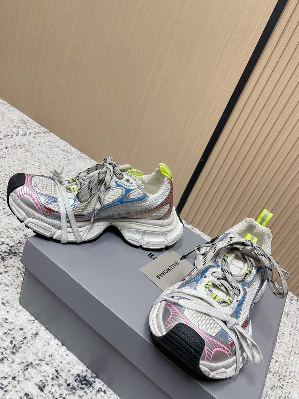 Кроссовки BALENCIAGA 3XL фото 4
