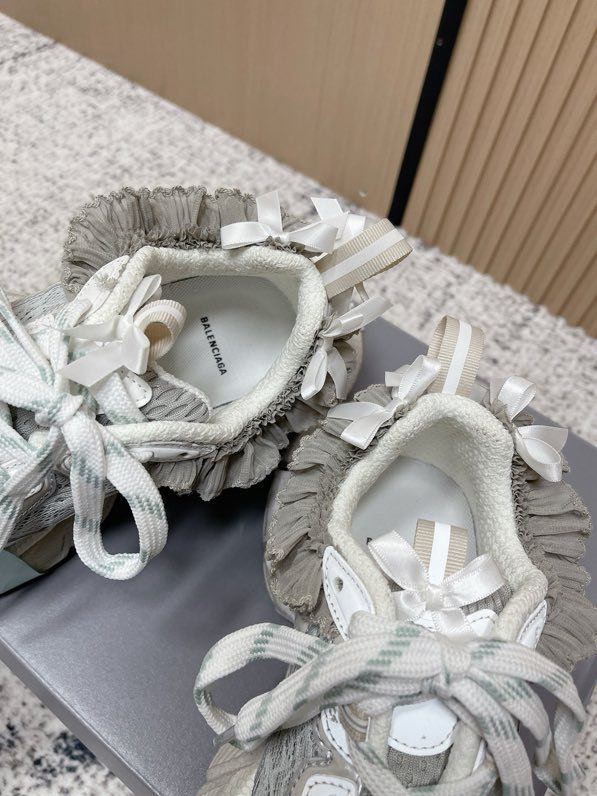 Кроссовки BALENCIAGA 3XL фото 4