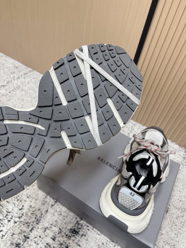Кроссовки BALENCIAGA 3XL фото 5