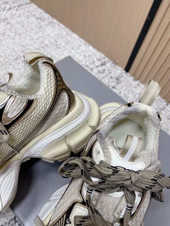 Кроссовки BALENCIAGA 3XL фото 5