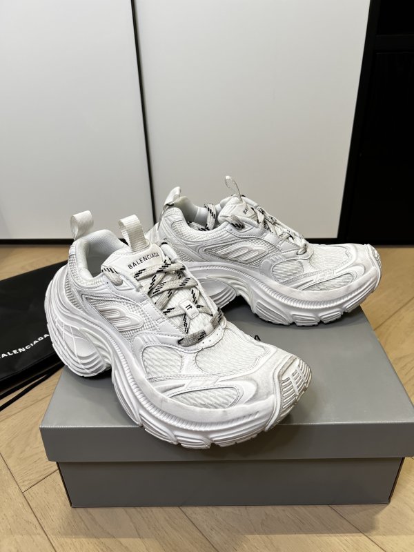 Кроссовки Balenciaga 6XL