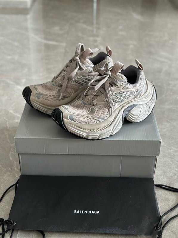 Кроссовки BALENCIAGA 6XL фото 6