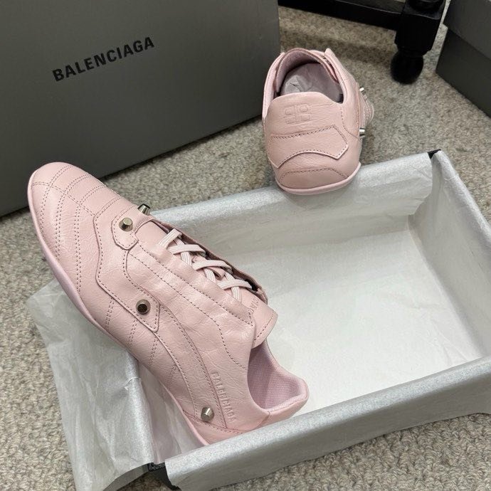 Кроссовки Balenciaga City Series с шипами фото 5