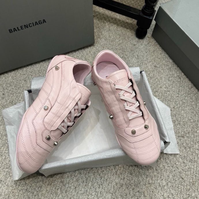 Кроссовки Balenciaga City Series с шипами фото 6