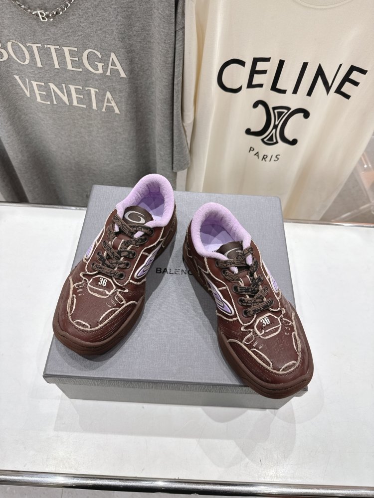 Sneakers Balenciaga Hamptons Worn-Out фото 2