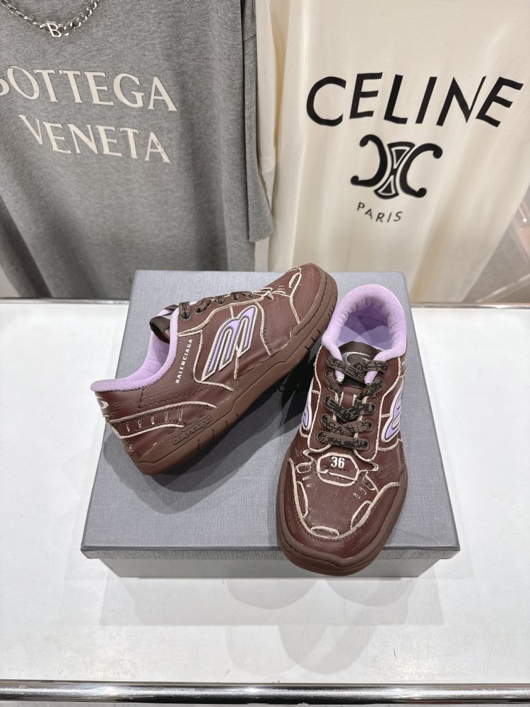 Sneakers Balenciaga Hamptons Worn-Out фото 4