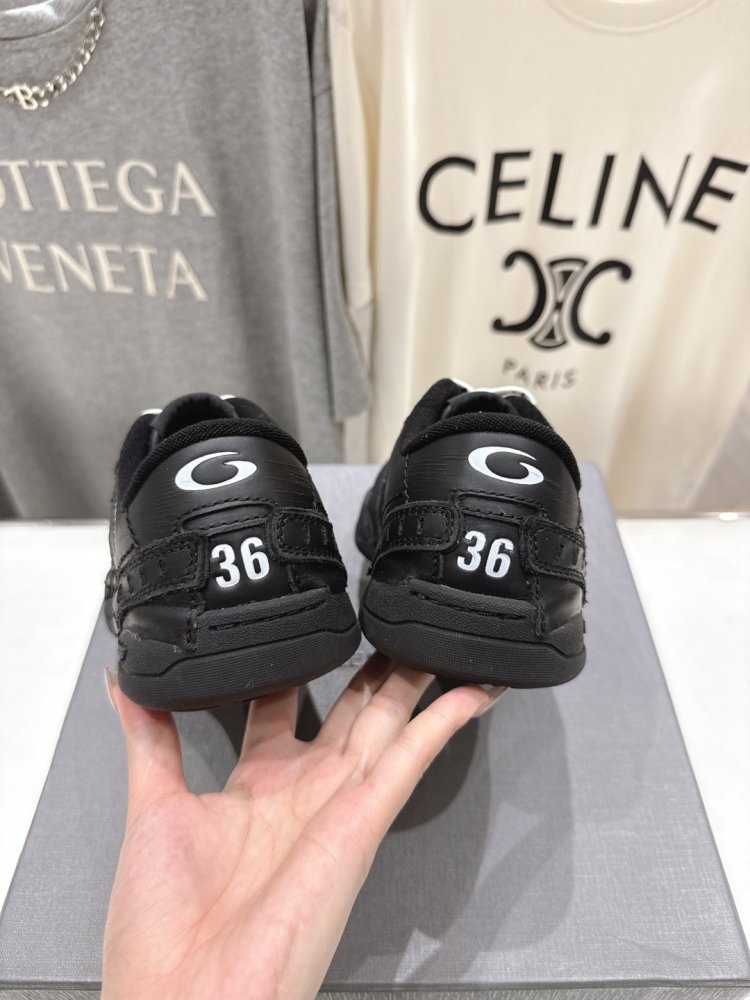 Кроссовки Balenciaga Hamptons Worn-Out фото 8