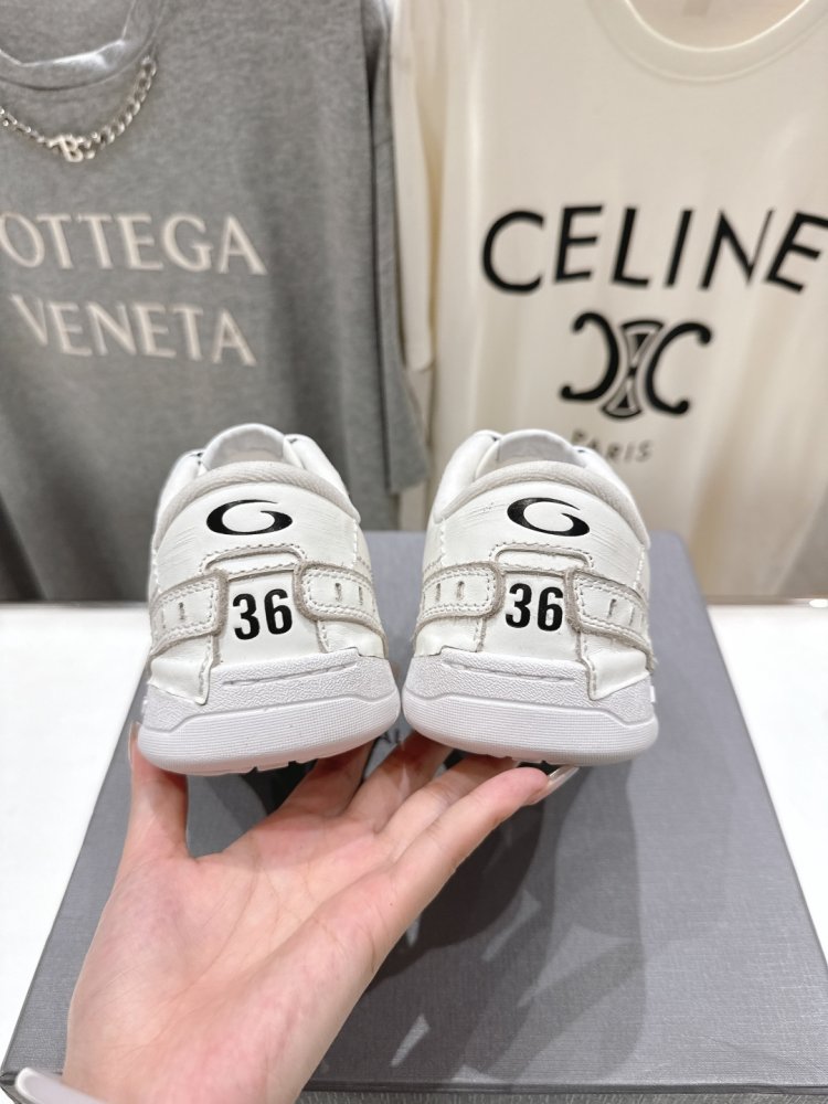 Кроссовки Balenciaga Hamptons Worn-Out фото 8