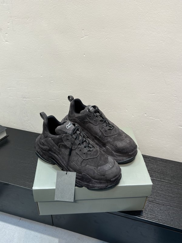 Кроссовки Balenciaga Triple S
